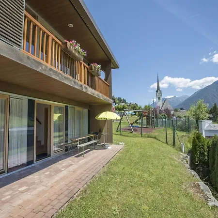 Zillertal Mountain Escape In Nyaraló